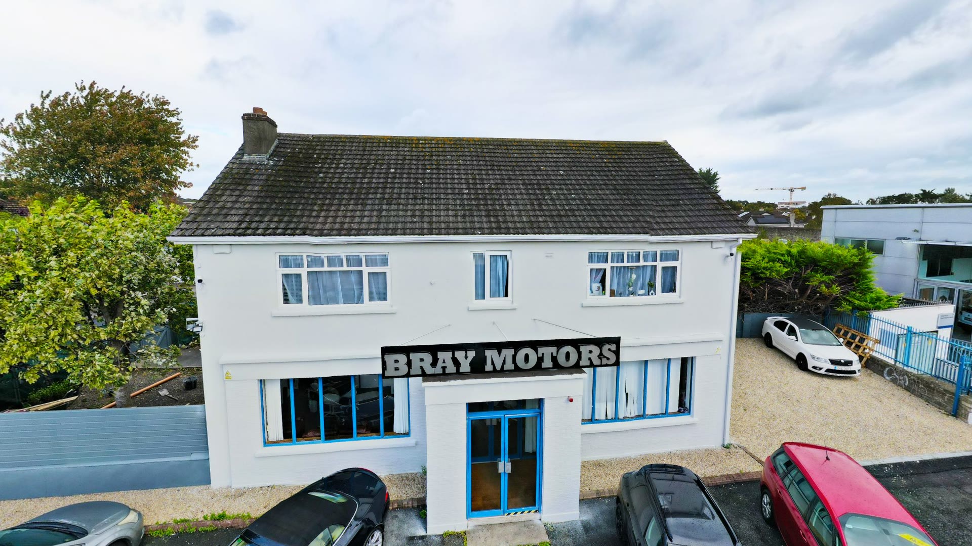 Bray Motors dealership and forecourt, Bray, County Wicklow — YouIn360 360° virtual showroom