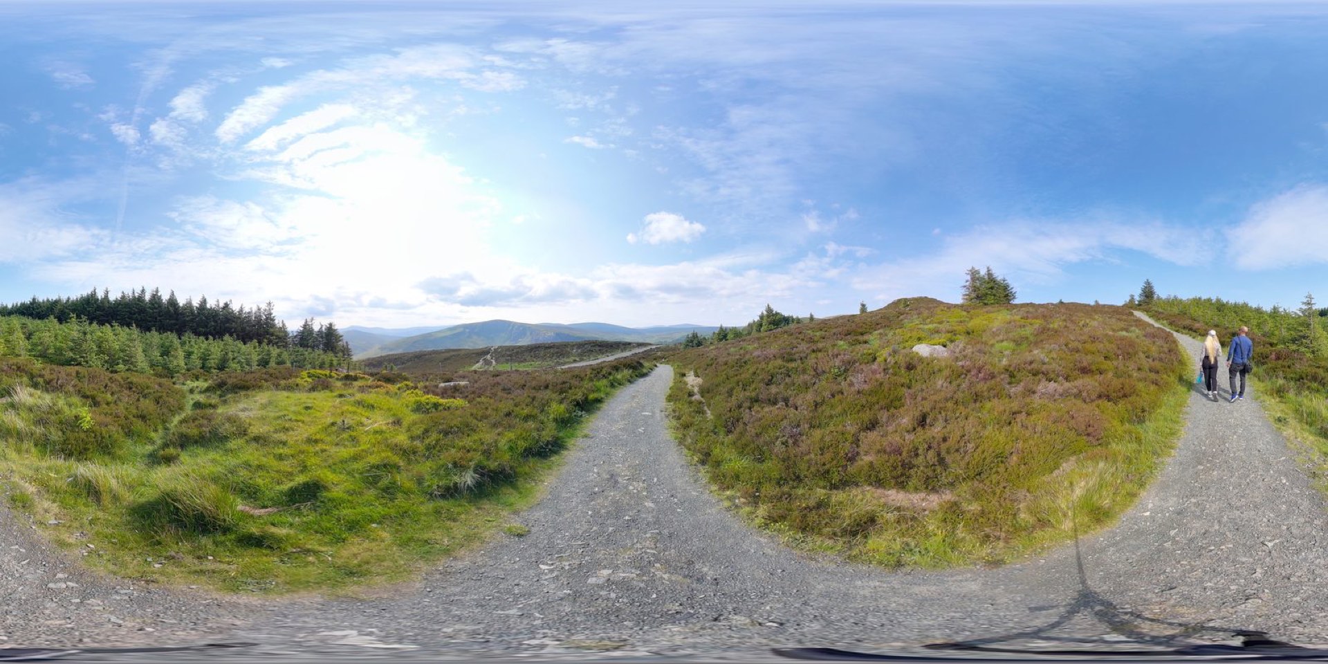 Treasure Hunt 360 — a kids hidden-creature game in 360°