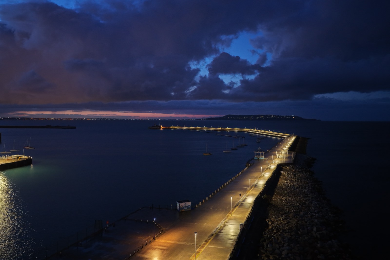 Dún Laoghaire pier at dusk