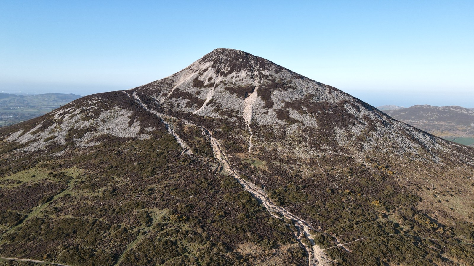 The Great Sugar Loaf summit path