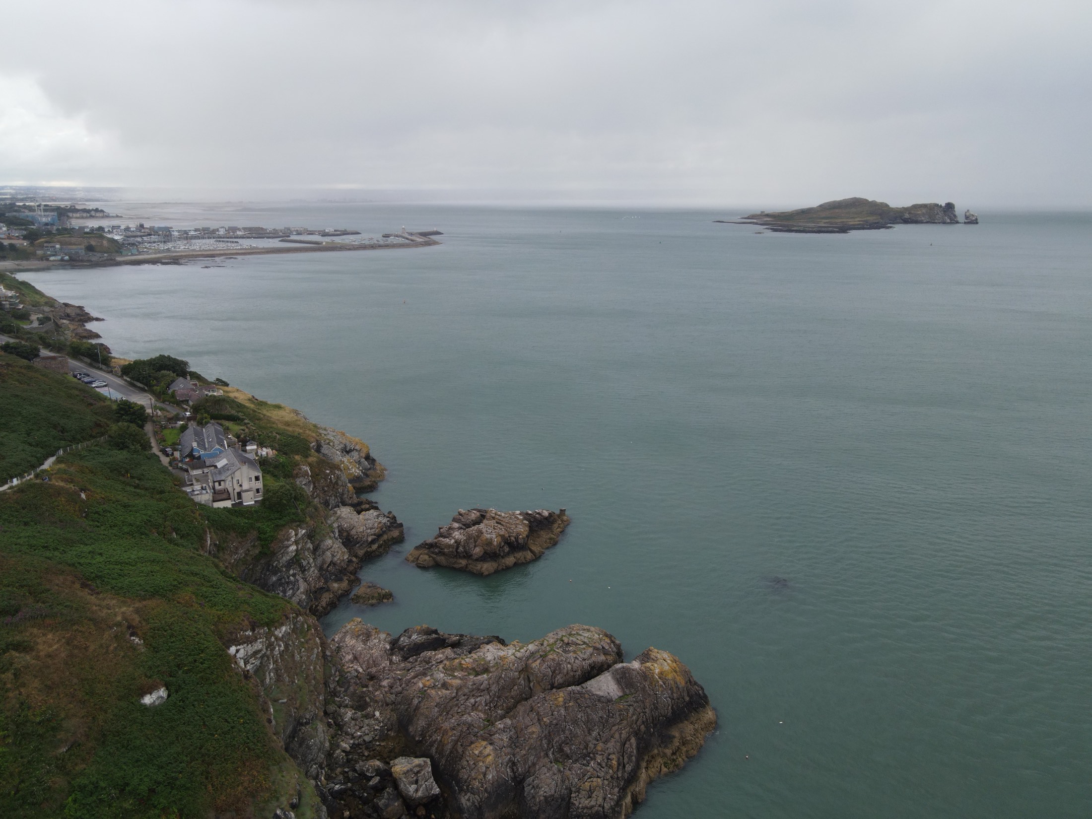 Howth harbour and Ireland's Eye aerial view, County Dublin, Ireland — YouIn360 360° virtual tour